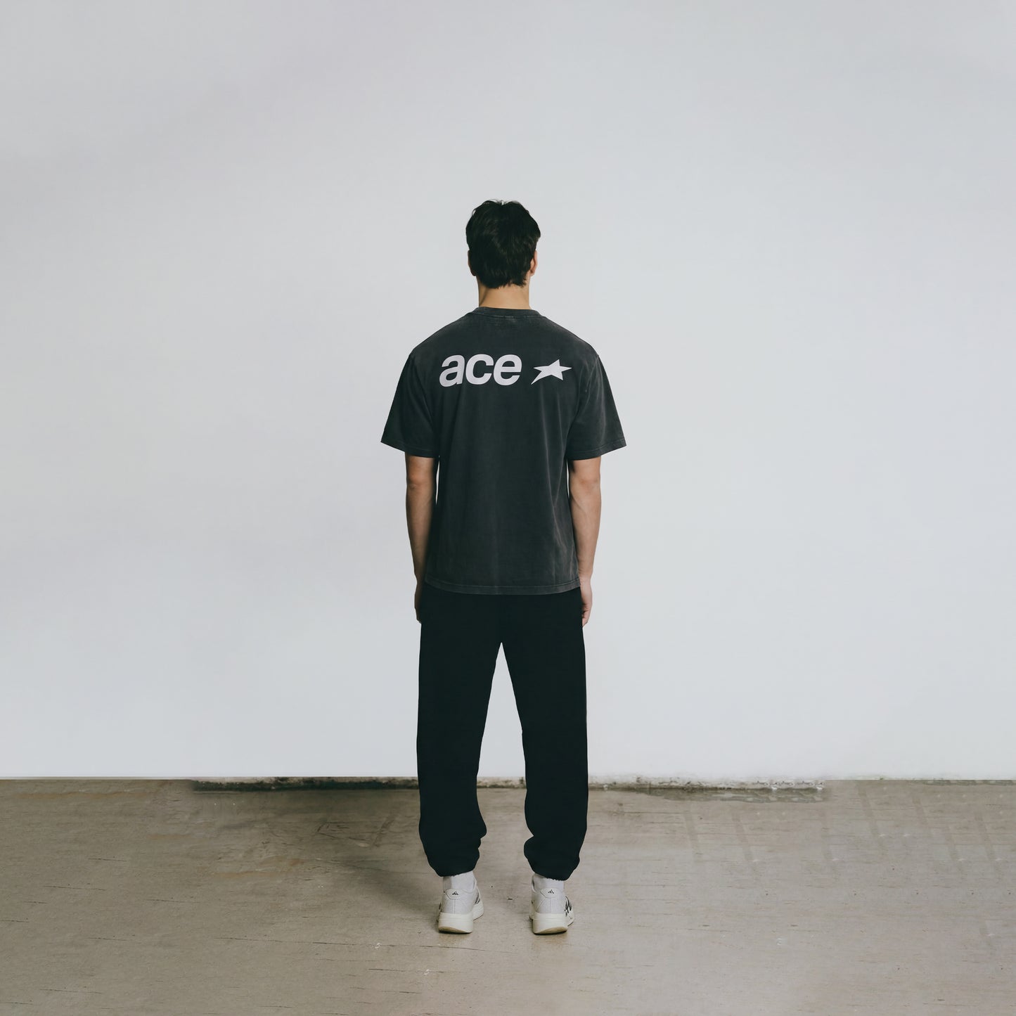 STAR LOGO T-SHIRT VINTAGE BLACK